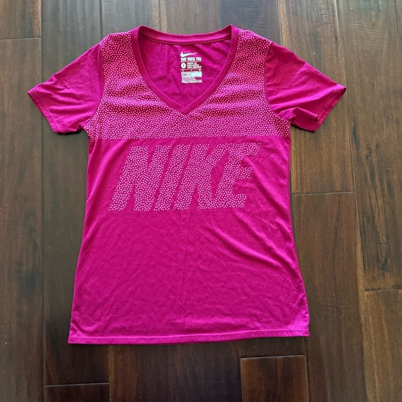 Nike Tops - Nike Dri-Fit Fuchsia V-Neck Tee Size S